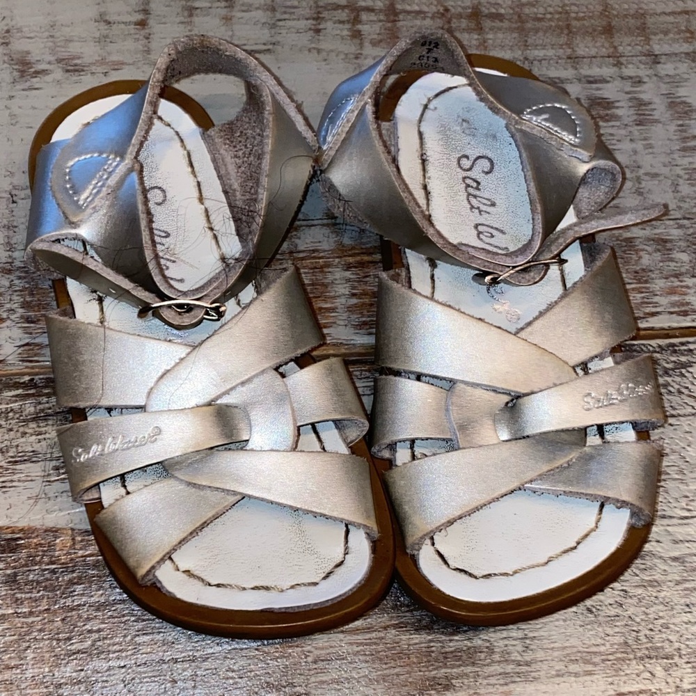 Salt Water Sandals in Silver Size 7